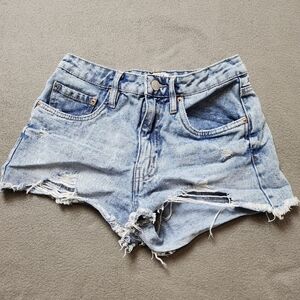 Refuge Chelsea ultra high rise Destructed destroyed Jean shorts Sz 3